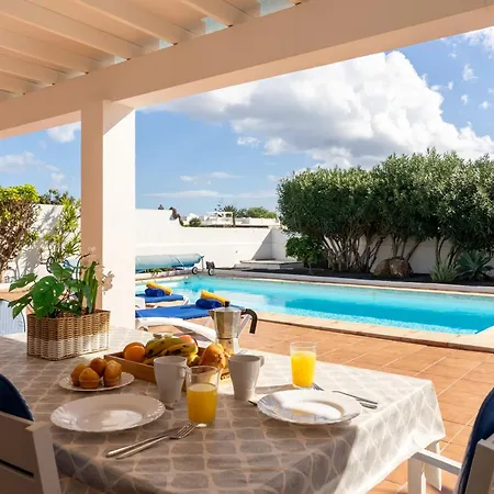 La Traviata بلايا بلانكا