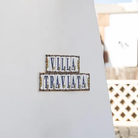 La Traviata Villa