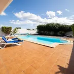 La Traviata Playa Blanca (Lanzarote)